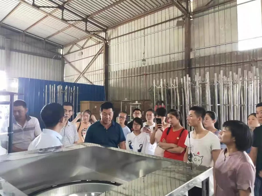 ���CʡƽȪ�ЌW(xu��)�������d�A���W(xu��)������w��ϼ�ώ�һ�Ѕ��^���w�Ƽ�